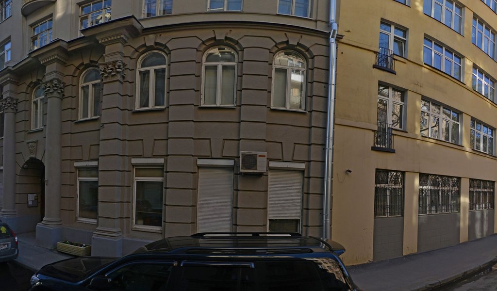Фрау Клиник на Подсосенском пер., 20А