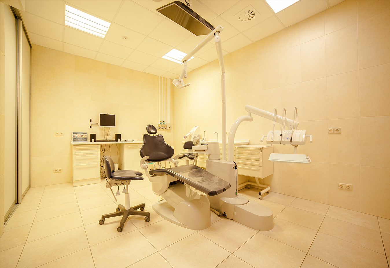 U. S. Dental clinic