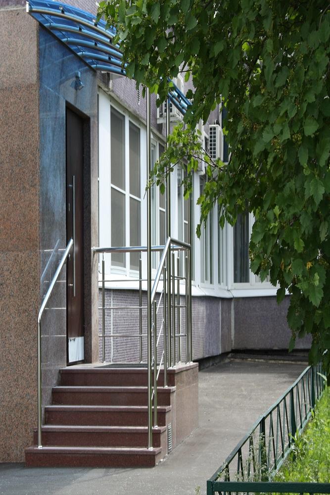 Мегастом