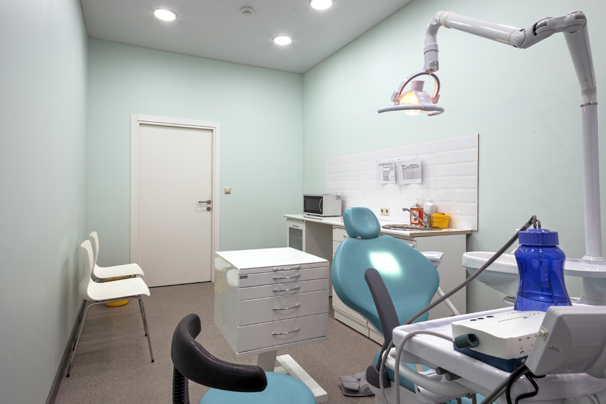 Demokrat dental clinic